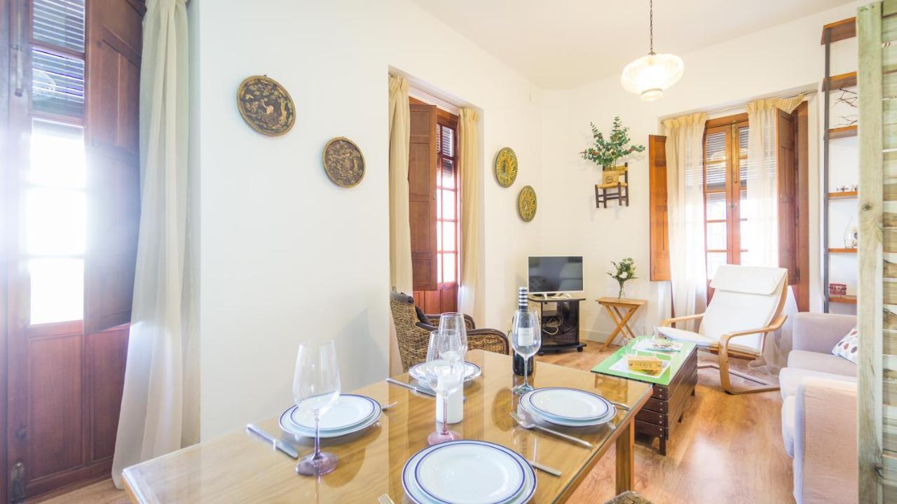 Acogedor Apartamento En Pleno Centro De Sevilla Exterior foto
